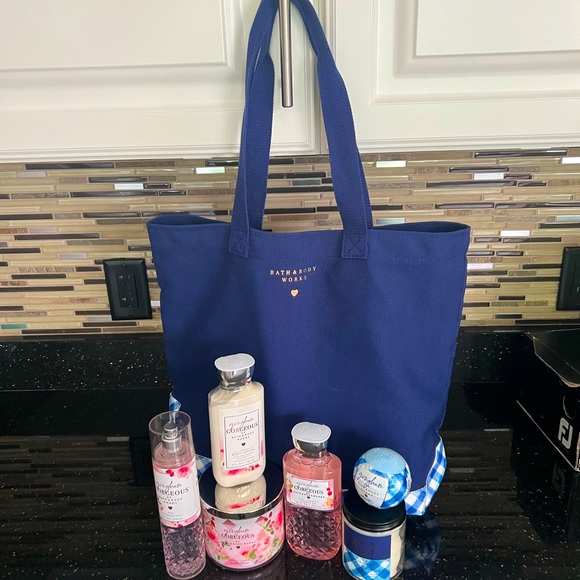 Bath & Body Works Bath Bath Body Works Mothers Day 223 Set Poshmark